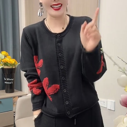 Vintage Floral Round Neck Knit Top