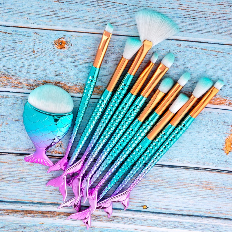 Aqua-Tail 11pcs Brushes